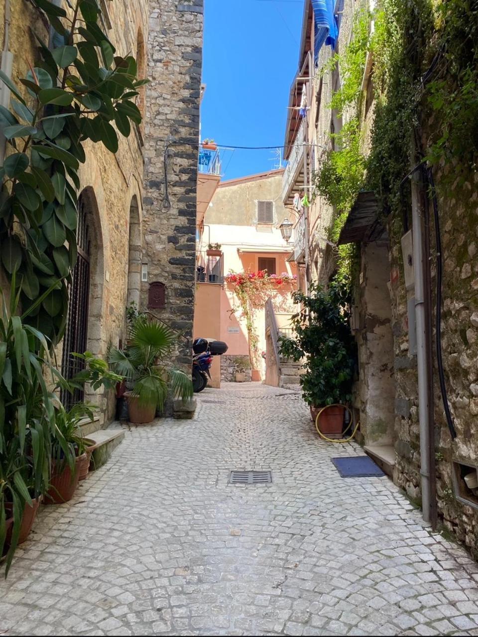 Vicolo Delle Belle Suite Terracina Exterior photo